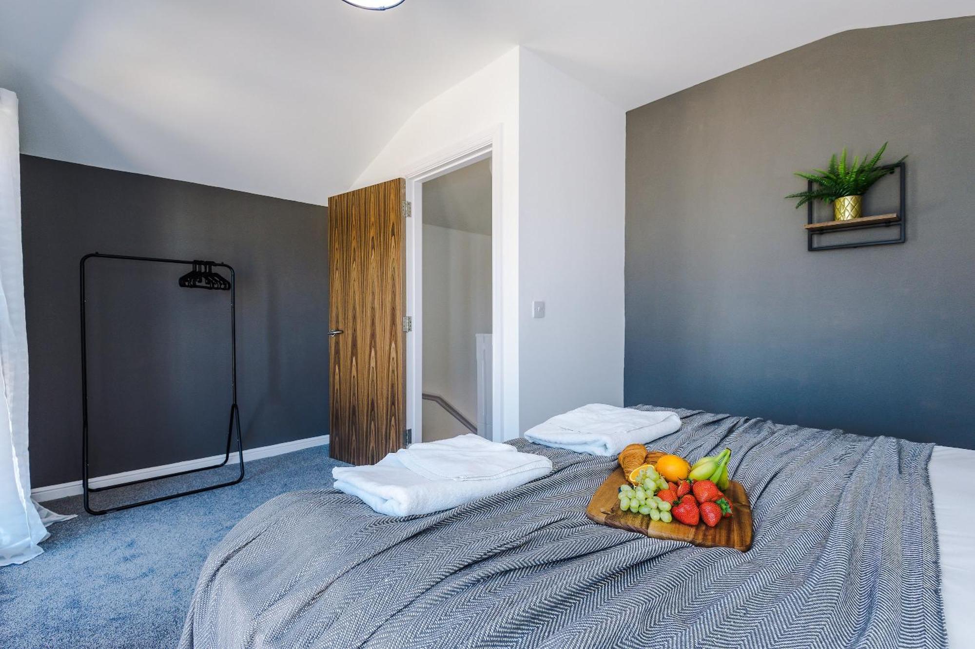 맨체스터 Rest&Recharge At Waterway House 빌라 외부 사진