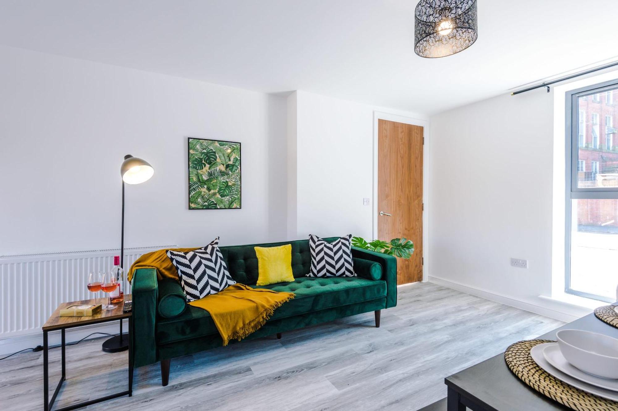 맨체스터 Rest&Recharge At Waterway House 빌라 외부 사진